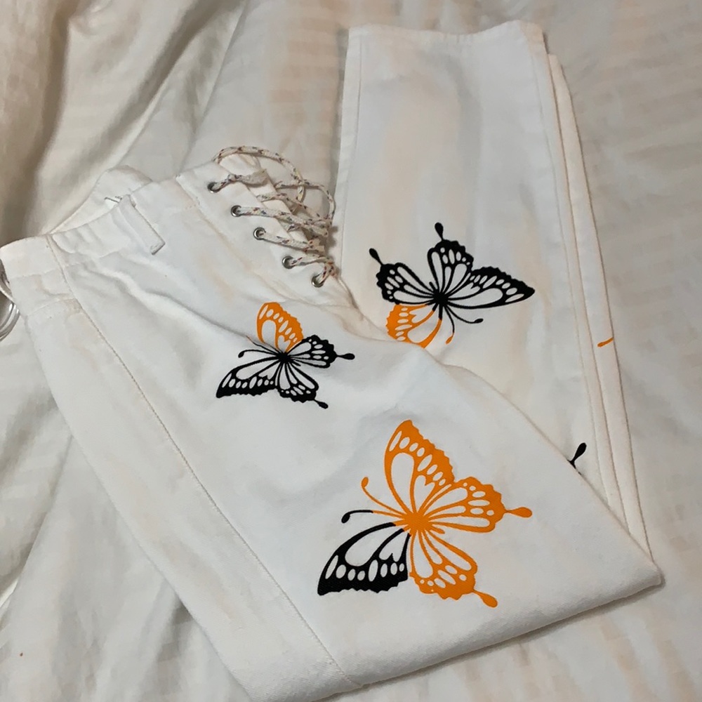 Butterfly mom jeans